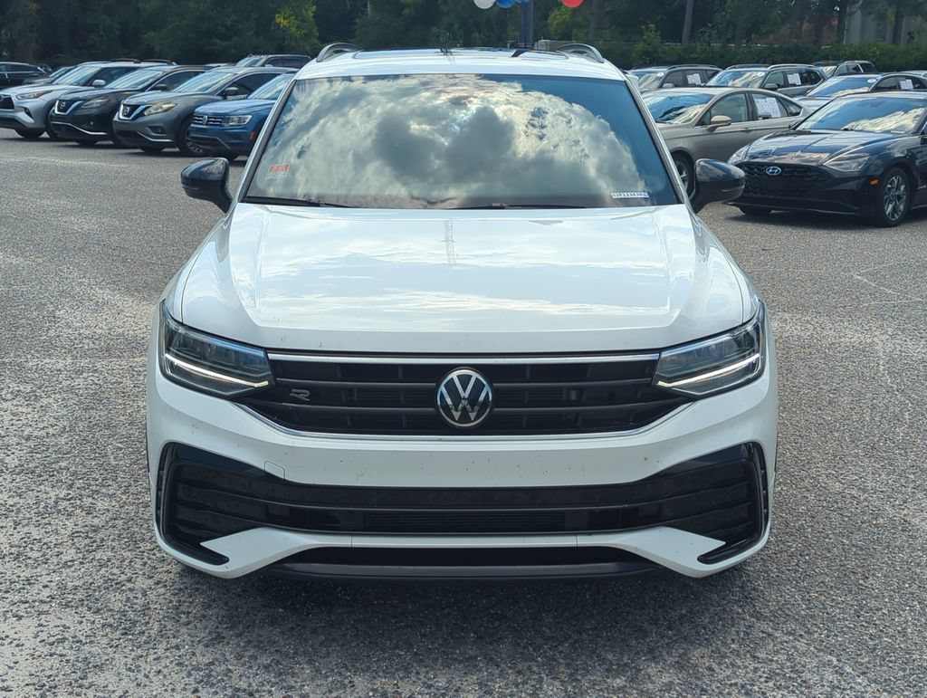 Certified 2023 Volkswagen Tiguan SE R-Line FWD image 10
