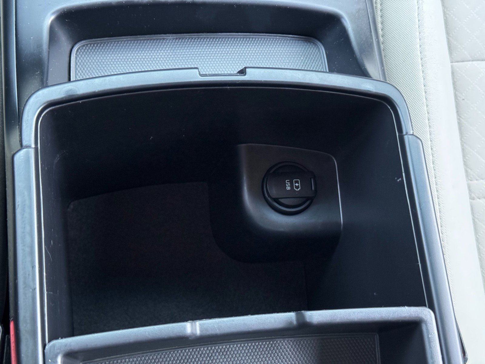 Used 2017 Kia Sorento LX FWD image 27