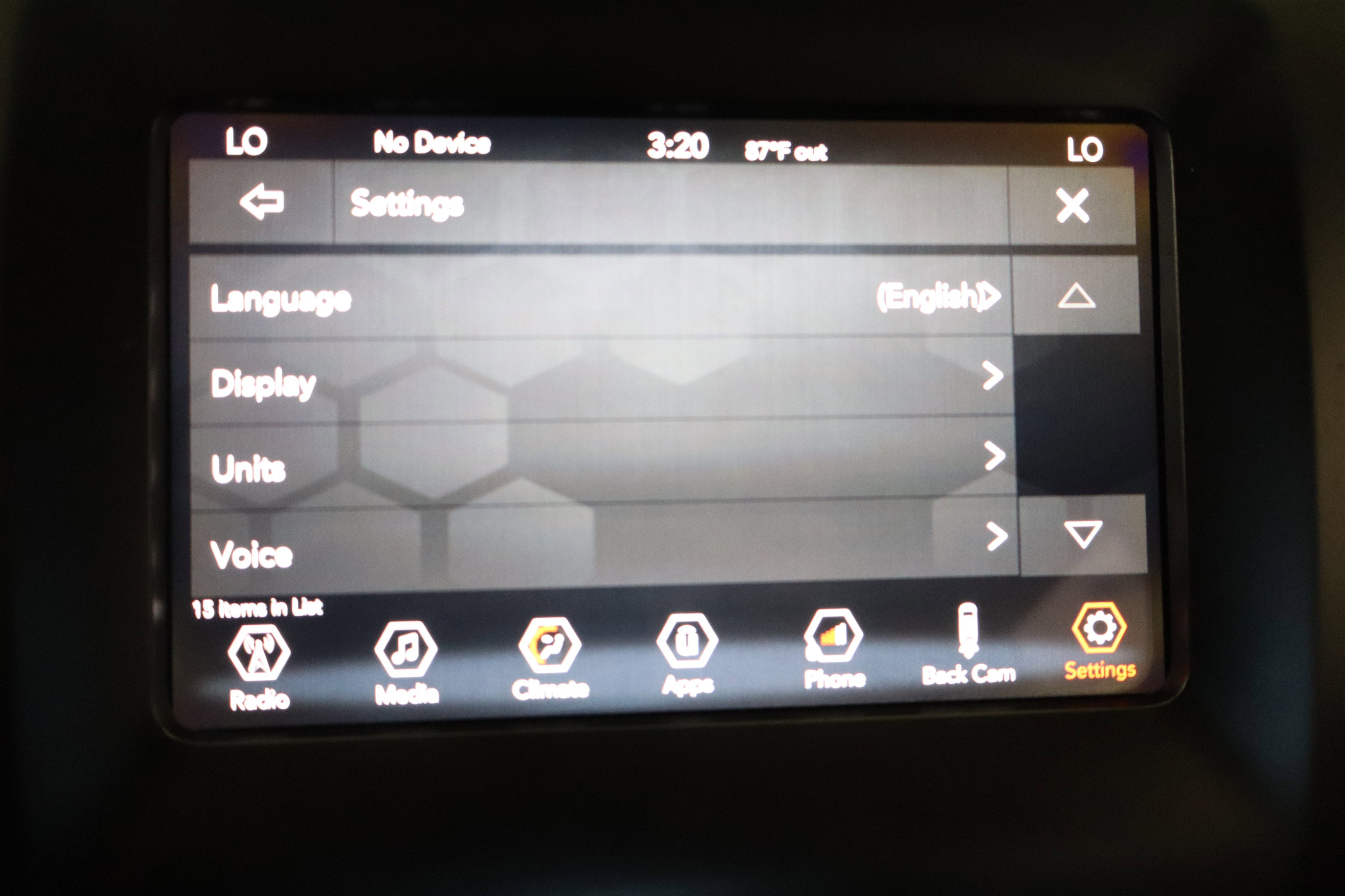 Used 2019 Jeep Cherokee Latitude Plus w/ Comfort/Convenience Group image 25