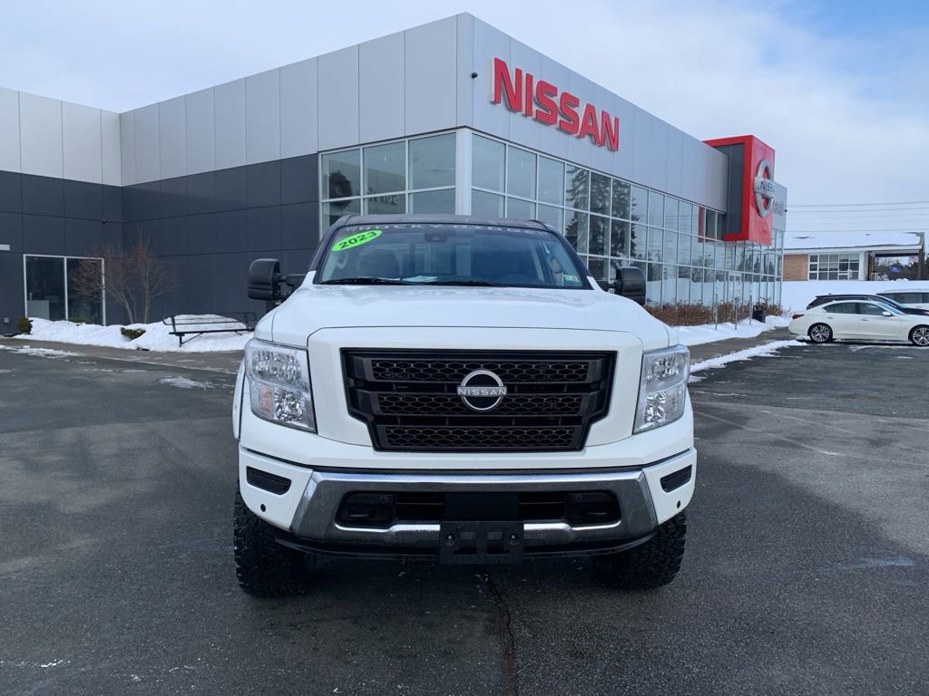 Certified 2023 Nissan Titan SV w/ SV Convenience Package image 2