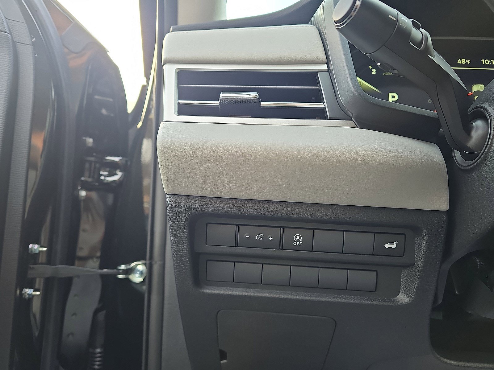 New 2026 Mitsubishi Outlander SEL AWD/4WD image 14
