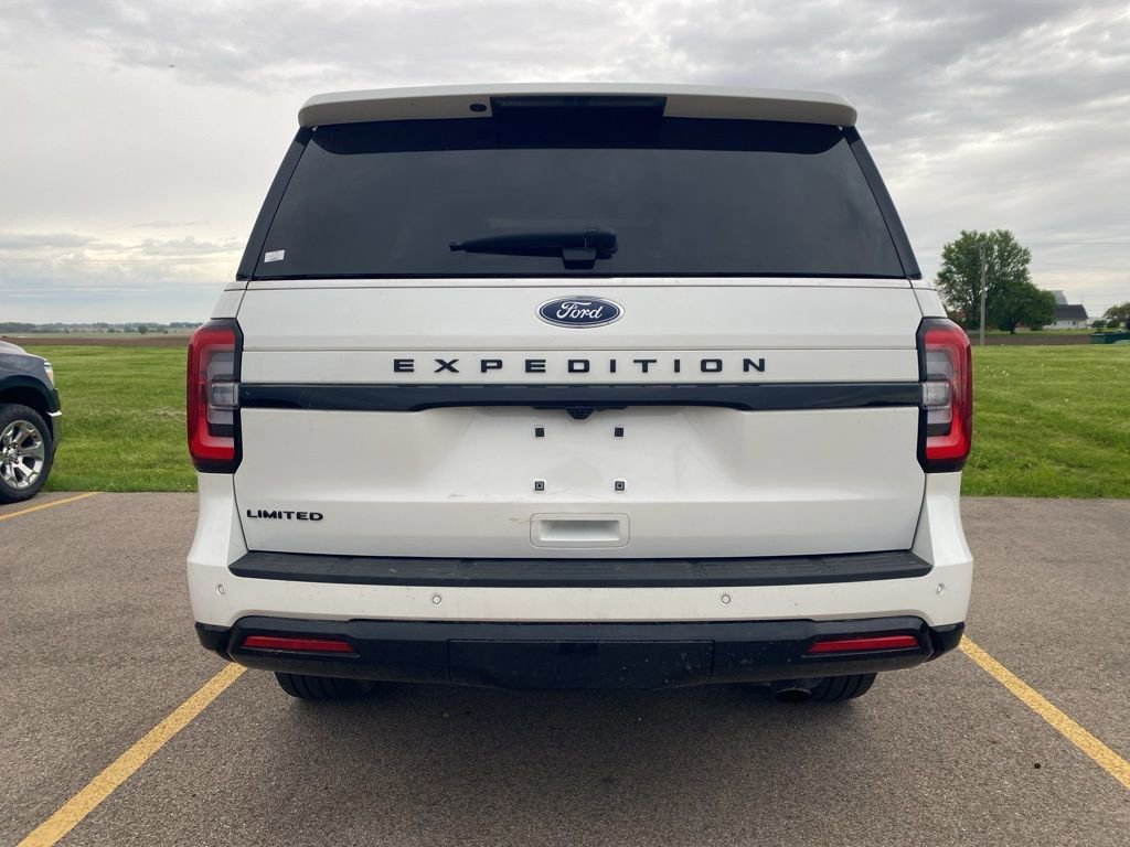 Used 2024 Ford Expedition Limited AWD/4WD image 11