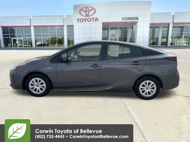 Used 2022 Toyota Prius L Eco image 2