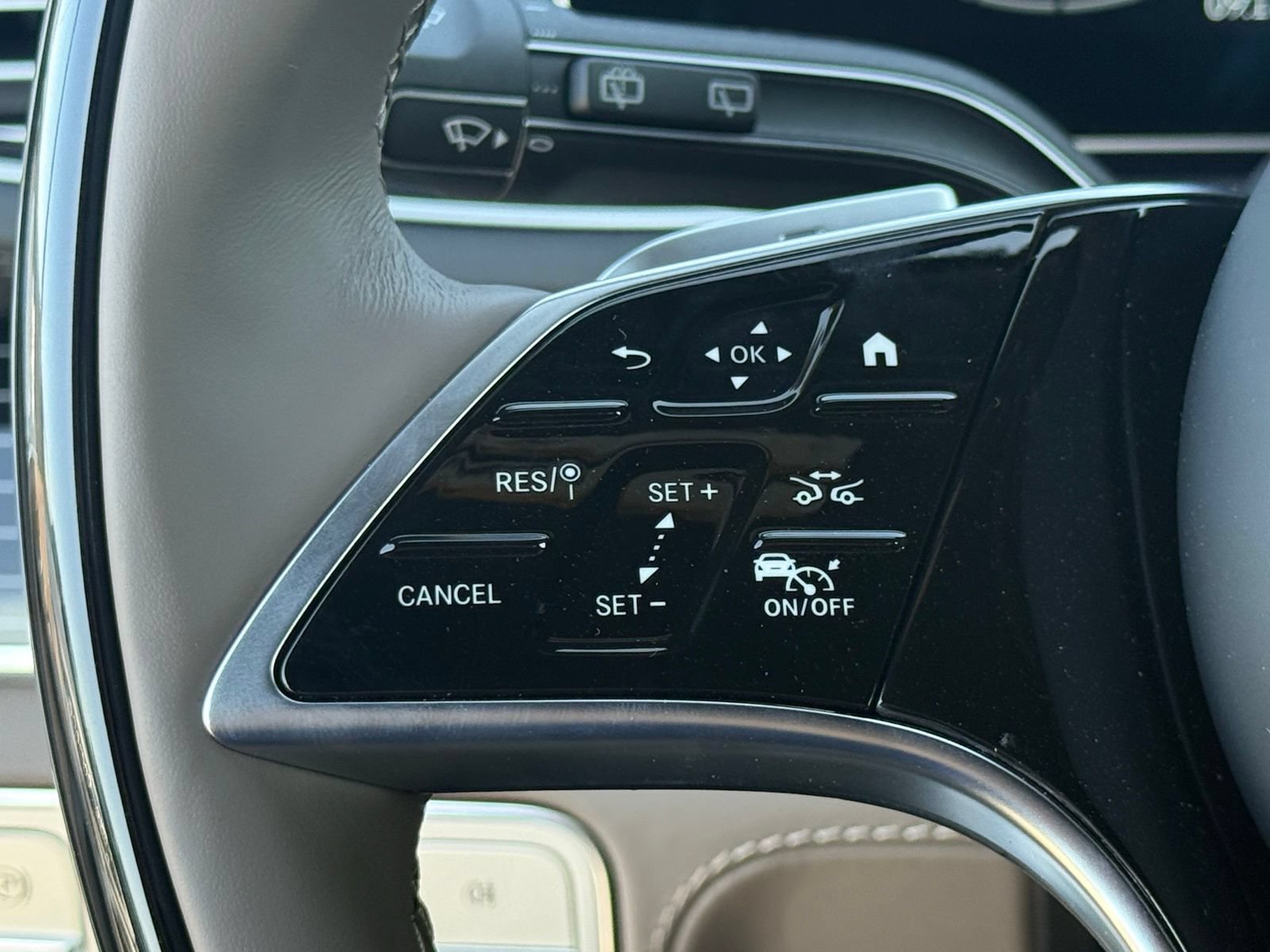 New 2026 Mercedes-Benz Maybach GLS 600 4MATIC image 20