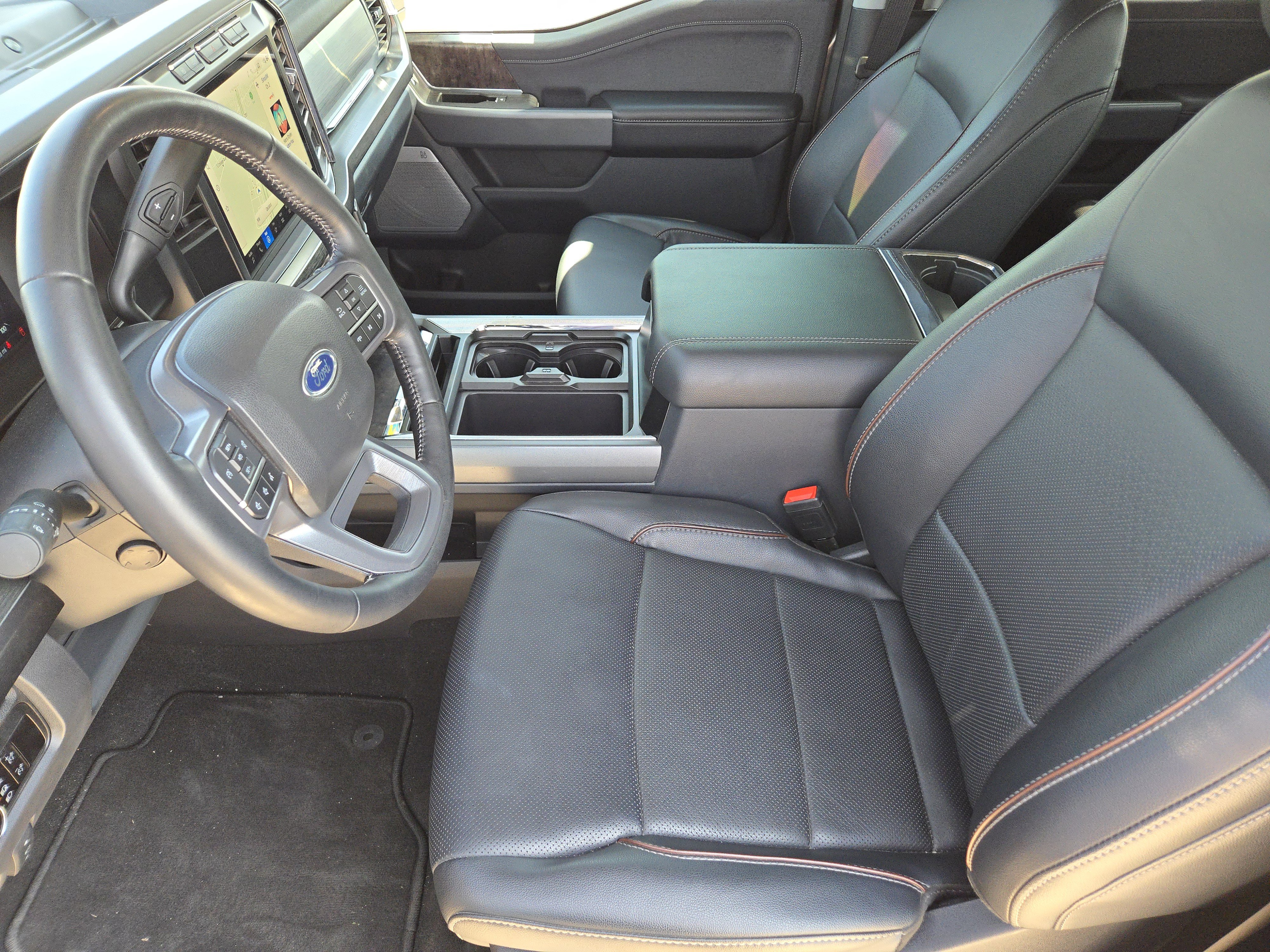 Used 2023 Ford F250 Lariat w/ Chrome Package image 13