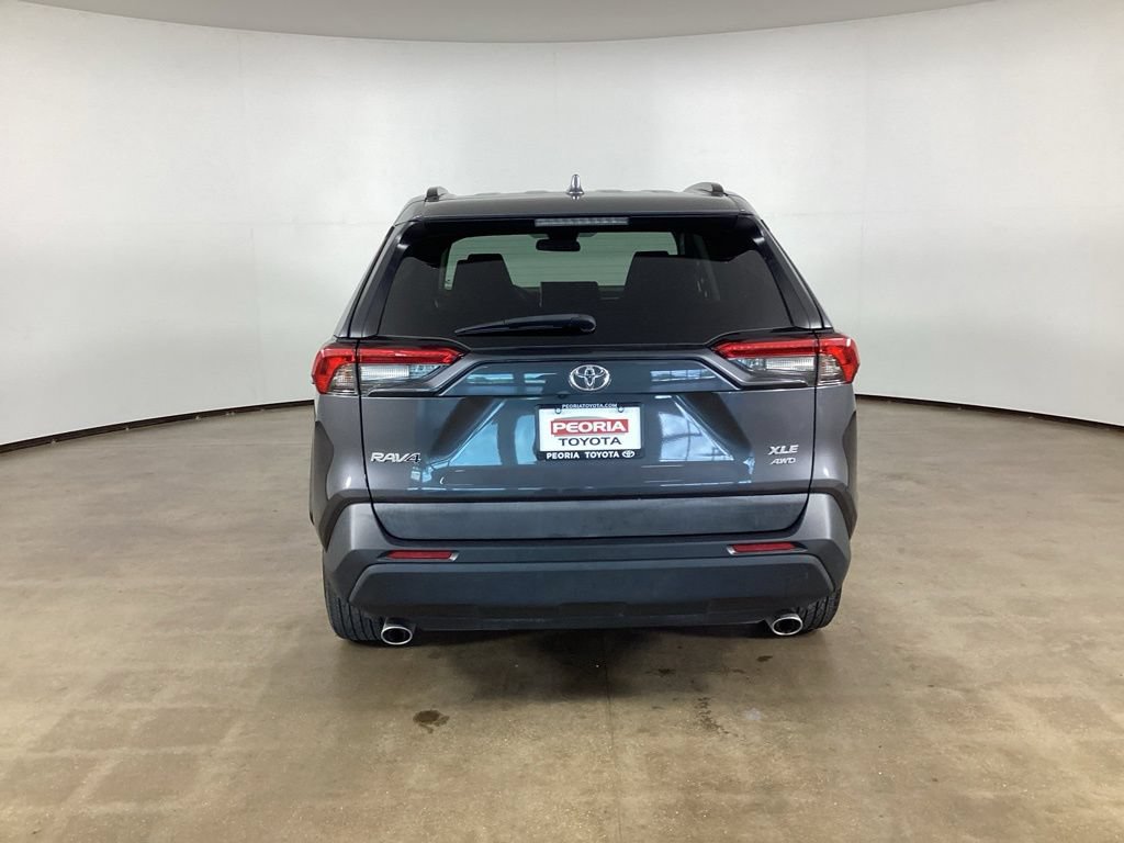 Used 2024 Toyota RAV4 XLE AWD/4WD image 10