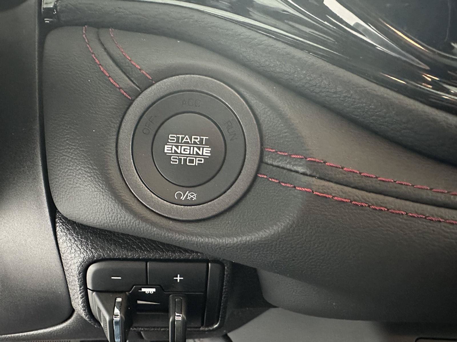 Used 2024 Dodge Durango R/T w/ Blacktop Package AWD/4WD image 16