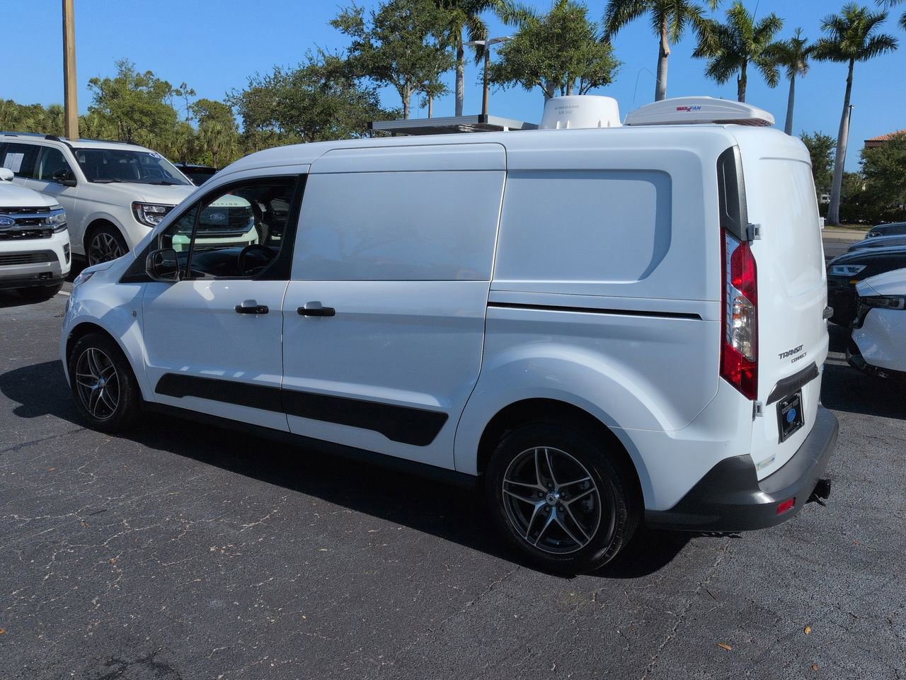 Used 2018 Ford Transit Connect XLT FWD image 6