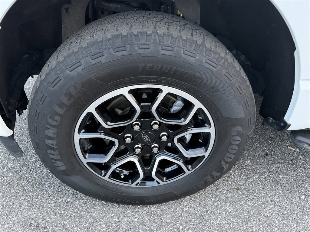 Used 2022 Ford F150 XLT w/ Equipment Group 302A High image 11