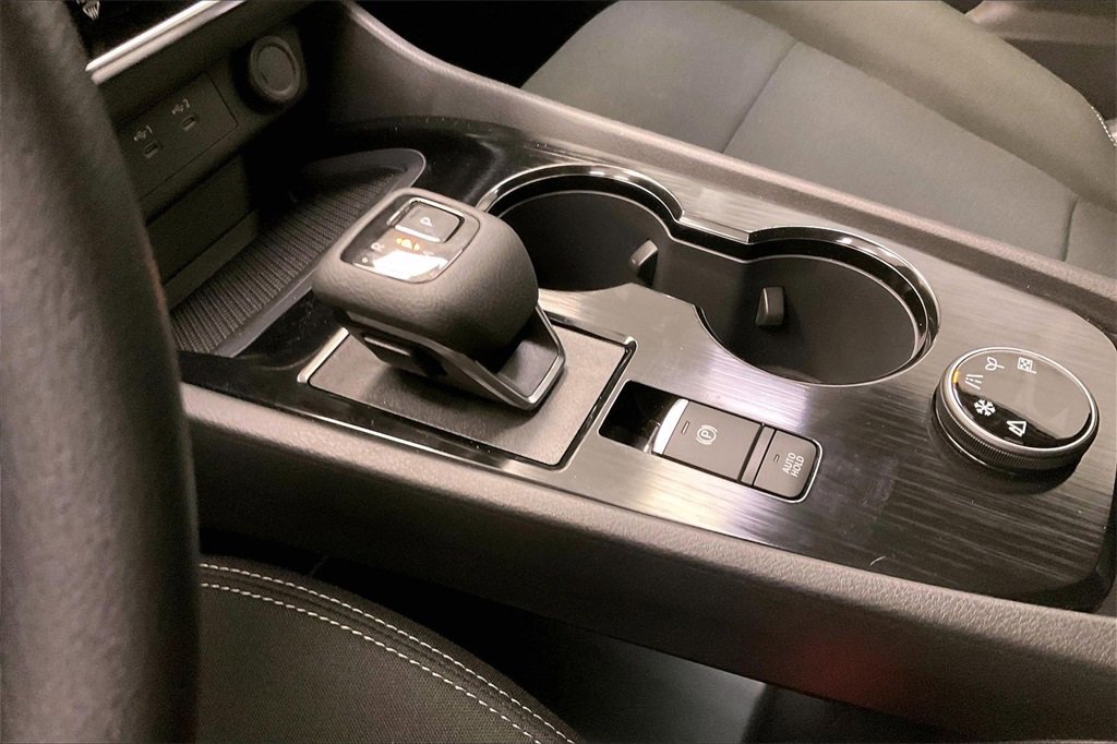 Certified 2025 Nissan Rogue S image 16