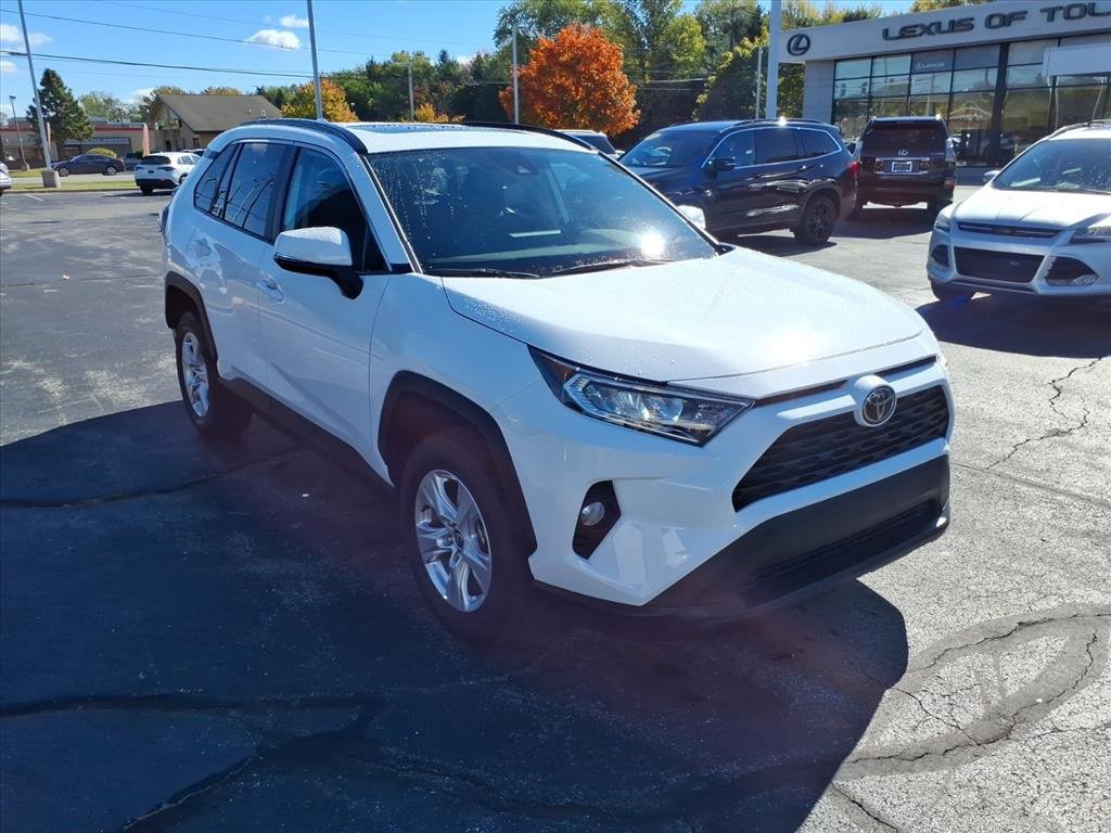 Used 2021 Toyota RAV4 XLE w/ Convenience Package image 25