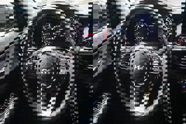 Used 2023 Kia Forte LXS image 15