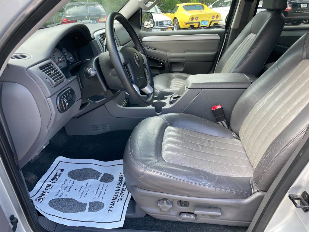 Used 2002 Mercury Mountaineer 2WD V8 image 12