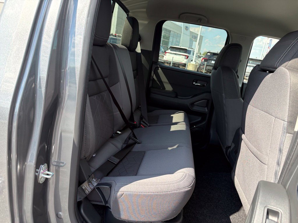 New 2027 Nissan Frontier 2WD Crew Cab image 10