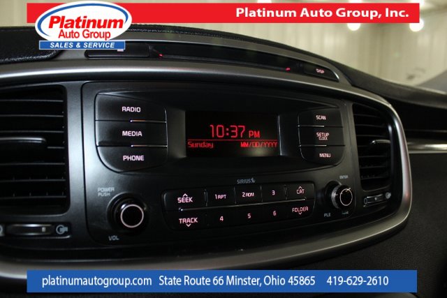 Used 2016 Kia Sorento LX image 17