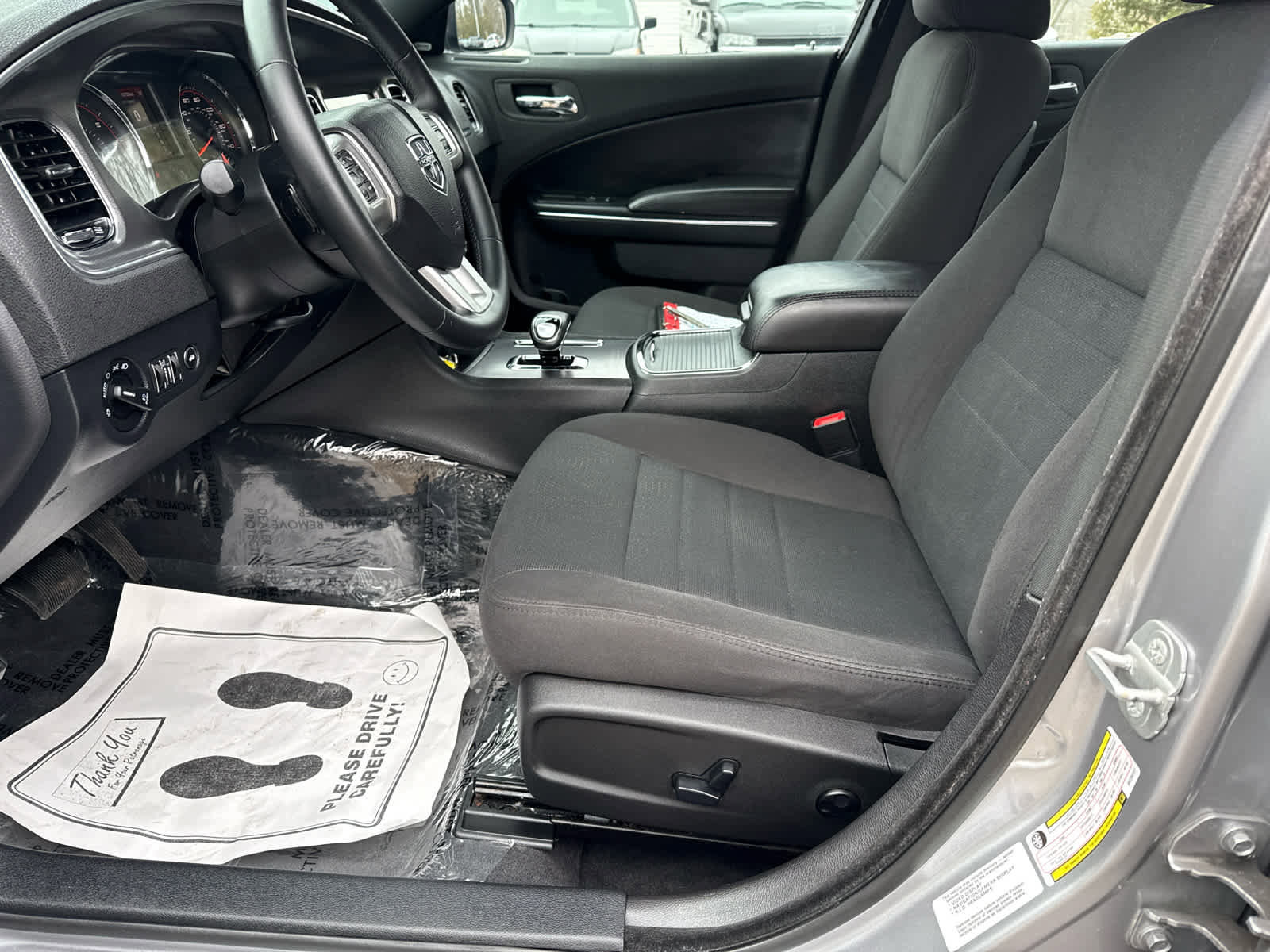 Used 2014 Dodge Charger SXT image 11