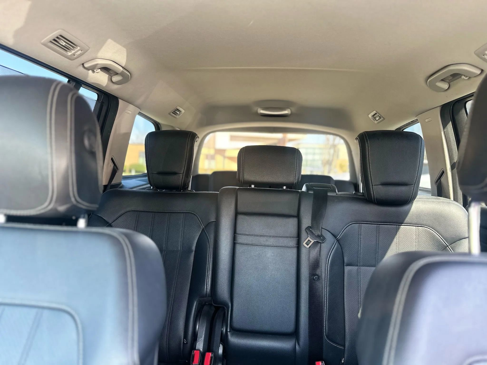 Used 2016 Mercedes-Benz GL 450 4MATIC image 27