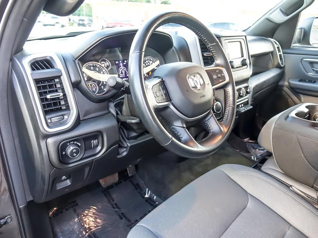 Used 2022 RAM 1500 Big Horn AWD/4WD image 11
