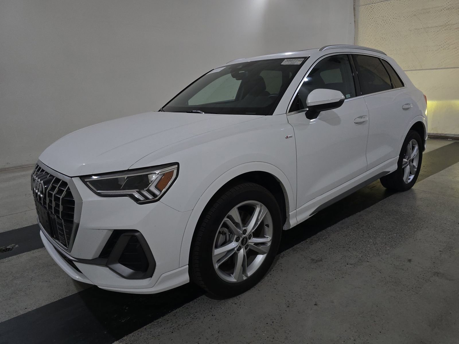 Used 2024 Audi Q3 2.0T Premium w/ Convenience Package