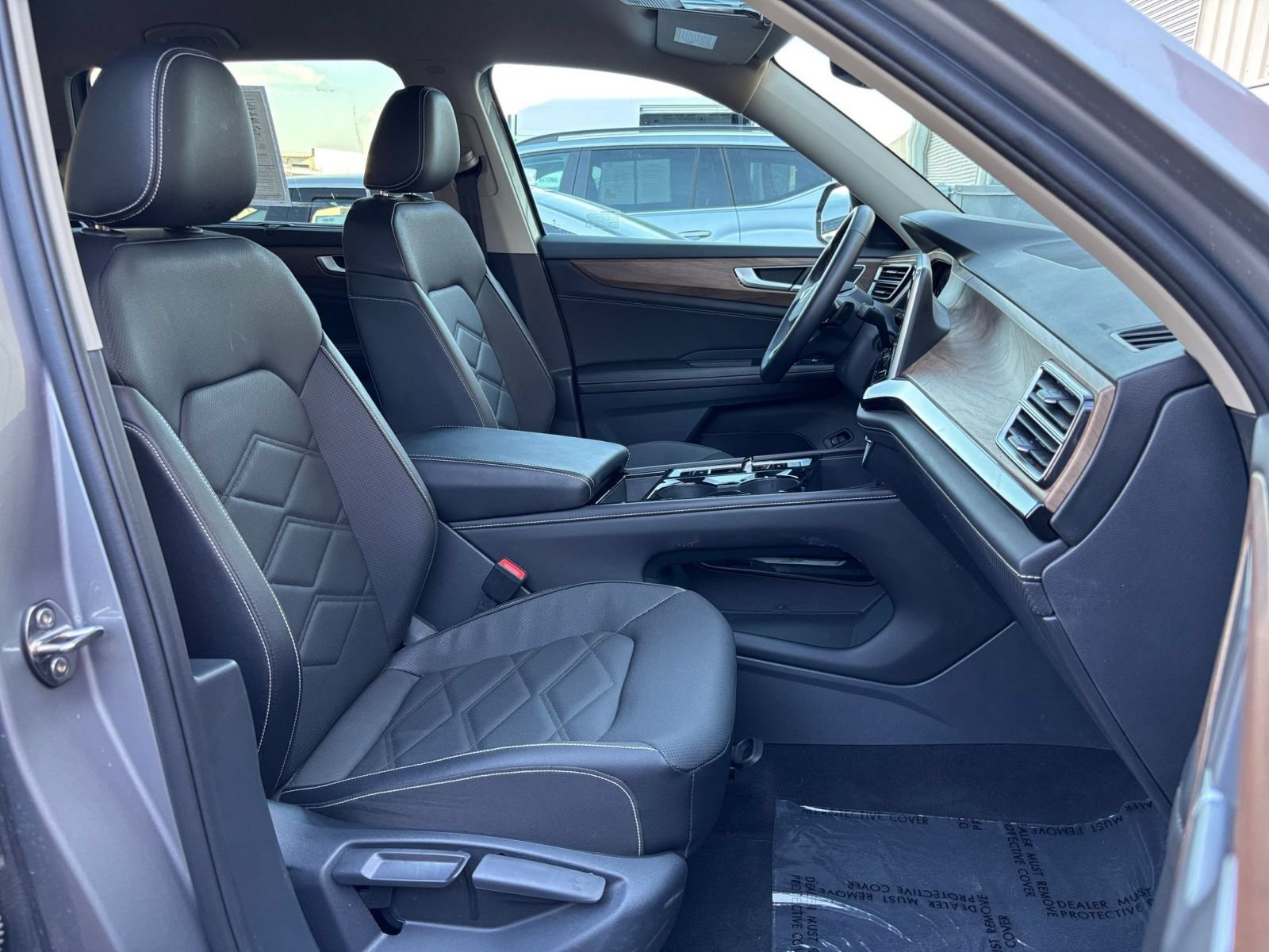 Used 2026 Volkswagen Atlas SE AWD/4WD image 38