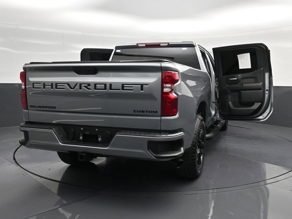 Used 2026 Chevrolet Silverado 1500 Custom w/ Turbomax Blackout Package RWD image 34
