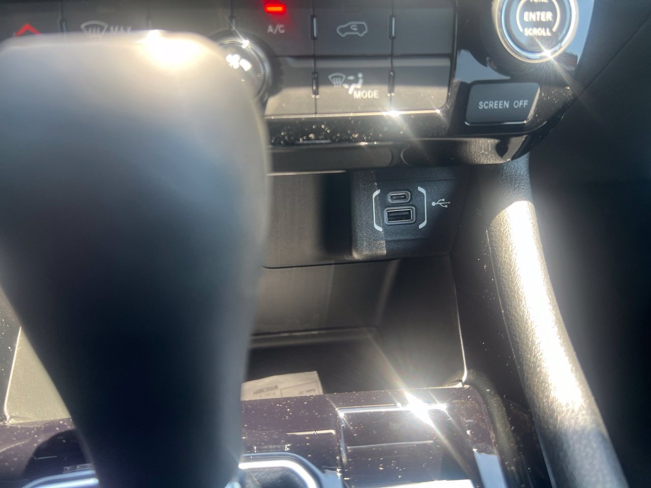 New 2026 Jeep Compass Latitude AWD/4WD image 28