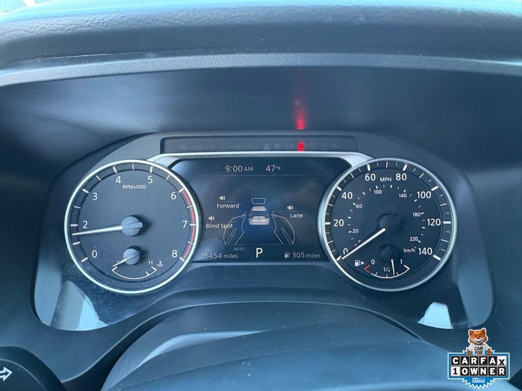 Used 2025 Nissan Rogue SV image 16