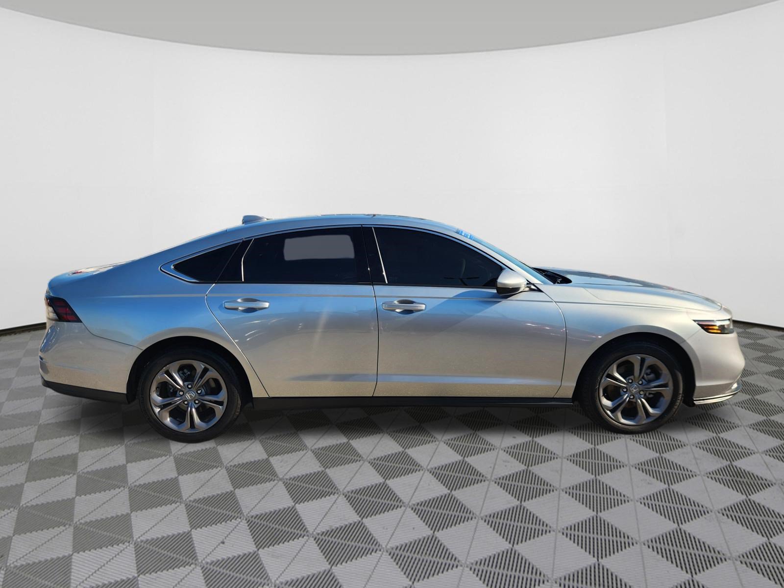 Certified 2024 Honda Accord EX image 6