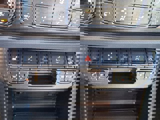 Used 2017 Chevrolet Colorado Z71 image 33