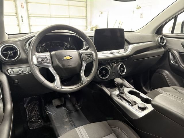 Certified 2024 Chevrolet Blazer LT w/ Convenience Package image 19