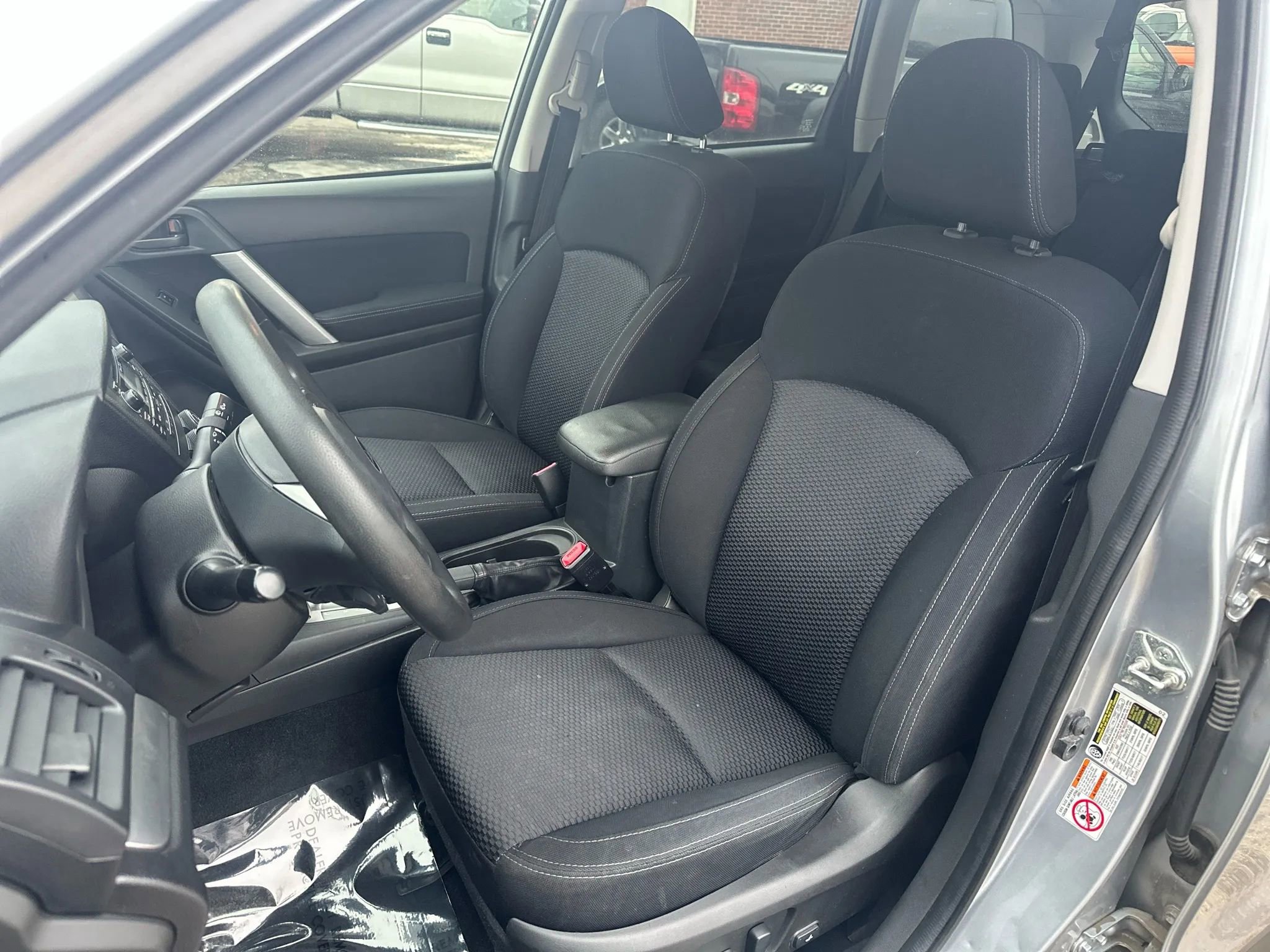 Used 2014 Subaru Forester 2.5i Premium w/ All-Weather Package AWD/4WD image 18