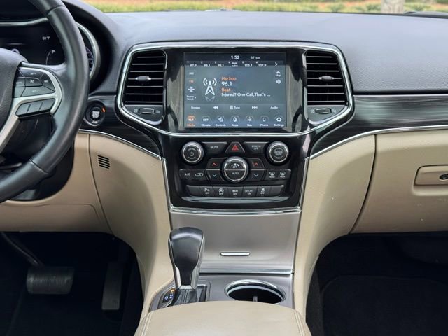 Used 2022 Jeep Grand Cherokee Limited w/ Tech Group image 13