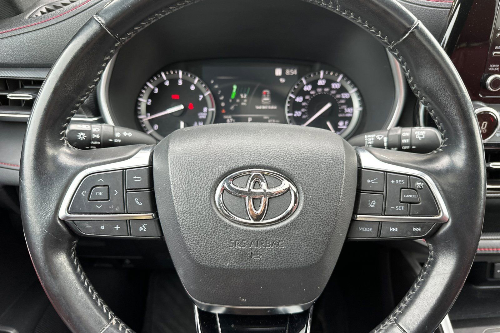 Used 2021 Toyota Highlander XSE image 21
