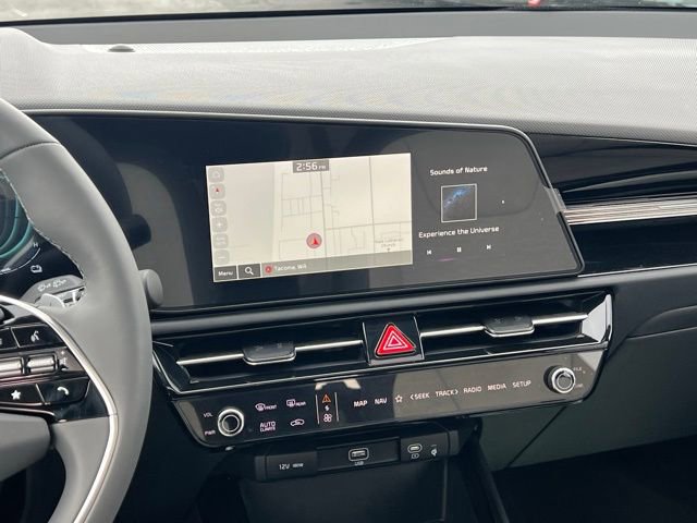 New 2025 Kia Niro SX Touring image 22