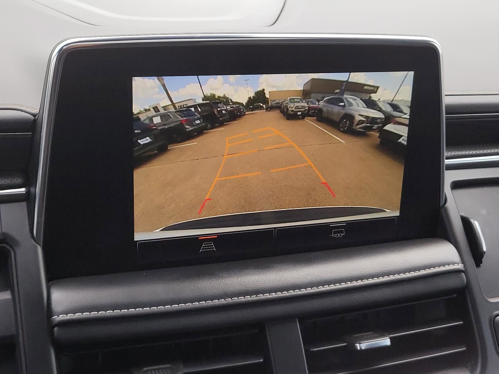 Used 2023 GMC Yukon XL SLT AWD/4WD image 29