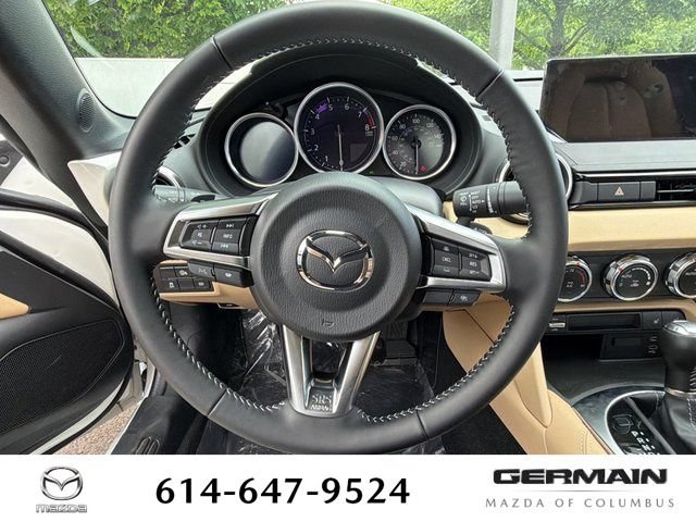 New 2025 MAZDA MX-5 Miata RF Grand Touring w/ Weather Package RWD image 18