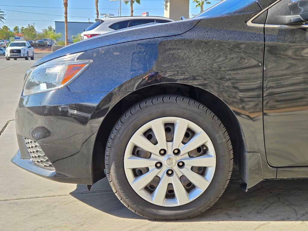 Used 2016 Nissan Sentra SV image 5