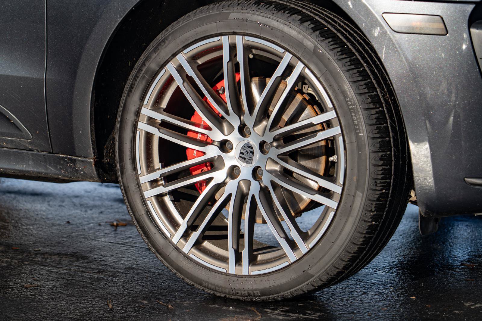 Used 2018 Porsche Macan Turbo AWD/4WD image 10