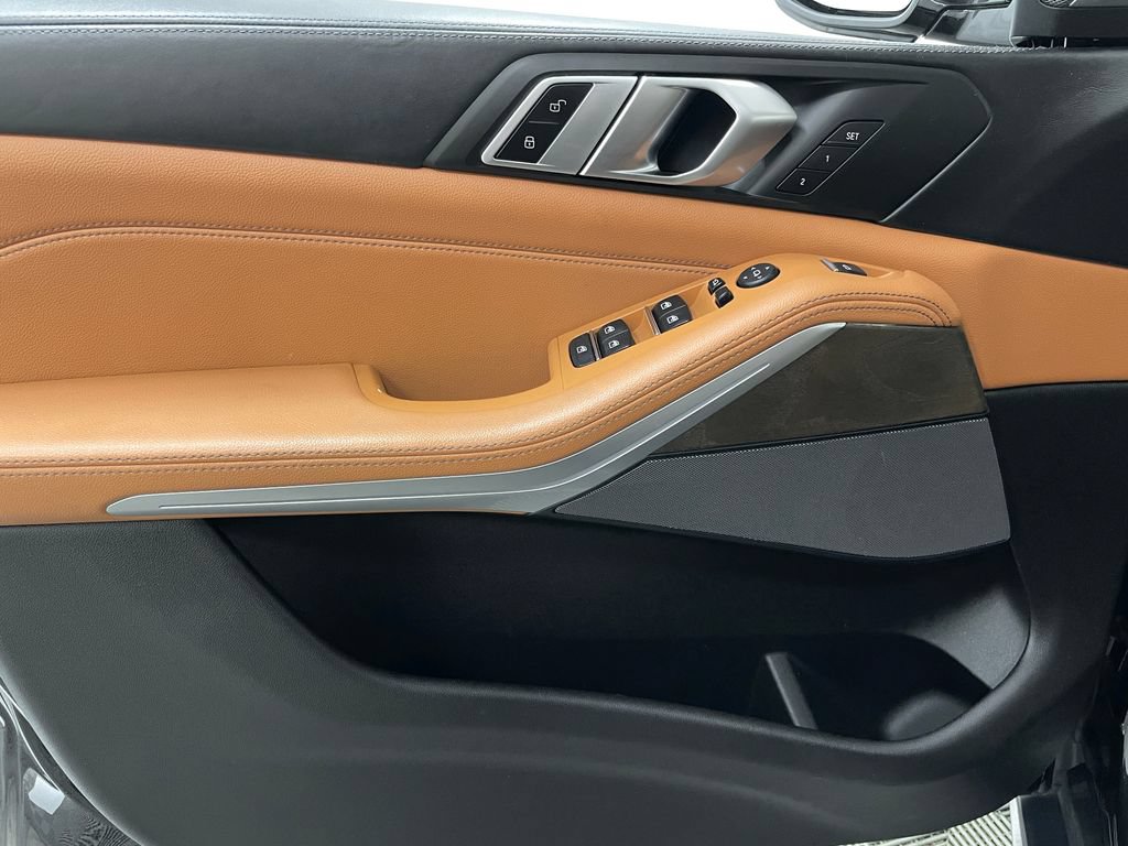 Used 2019 BMW X5 xDrive40i w/ Premium Package 2 AWD/4WD image 26