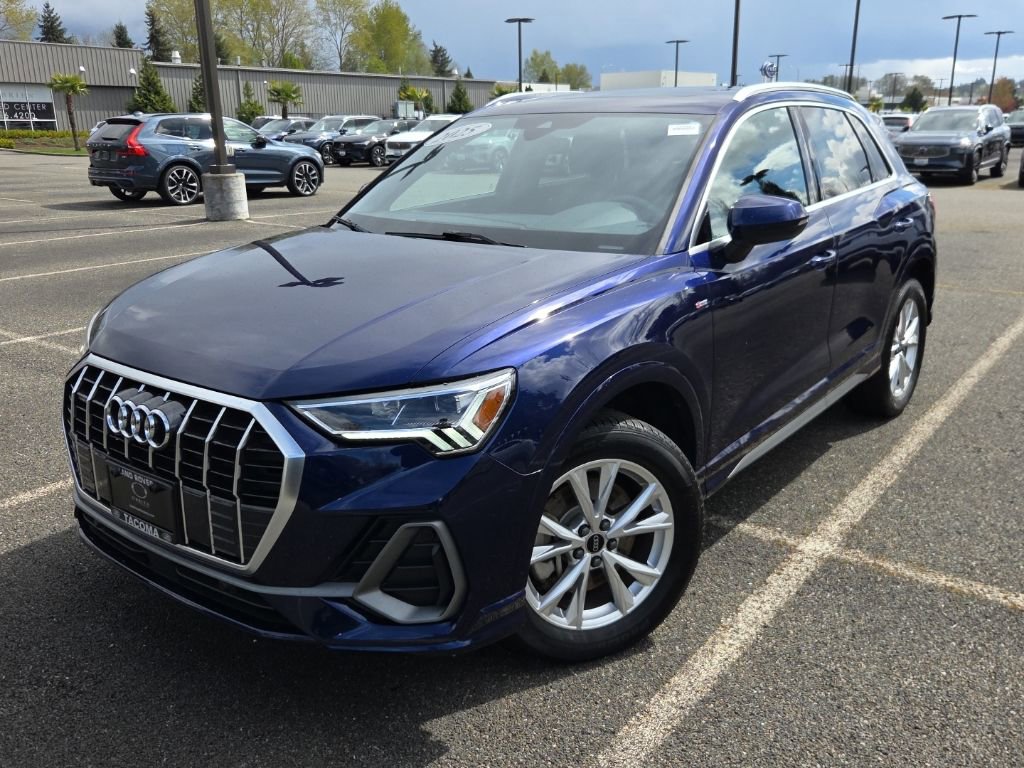 Used 2025 Audi Q3 2.0T Premium