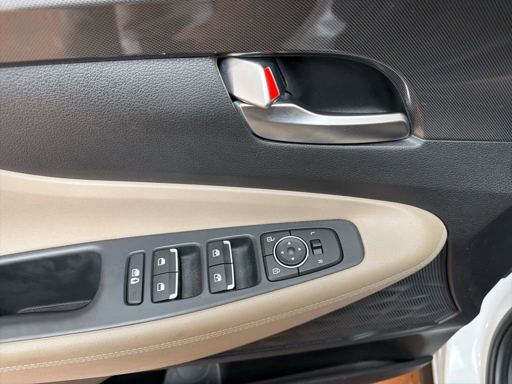 Certified 2023 Hyundai Santa Fe SEL image 23