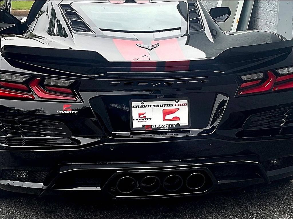 Used 2024 Chevrolet Corvette Z06 RWD image 25