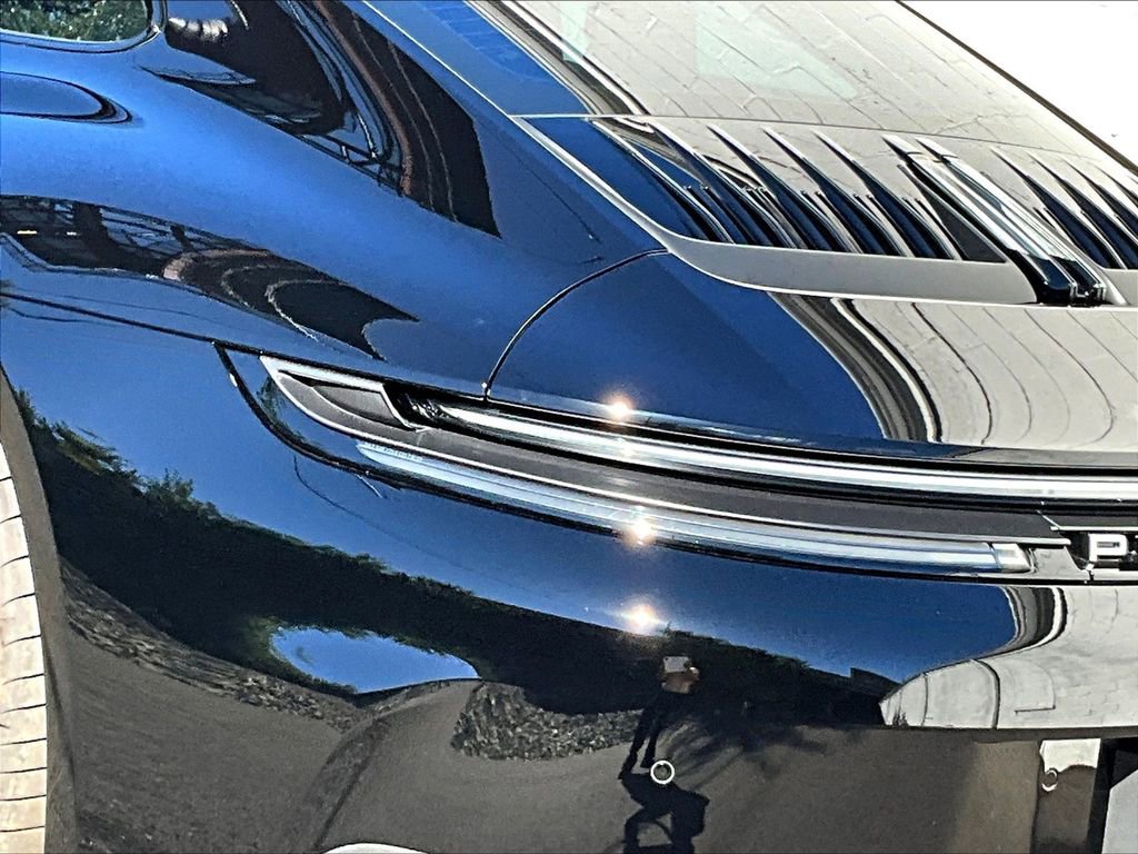 Certified 2025 Porsche 911 Carrera image 31