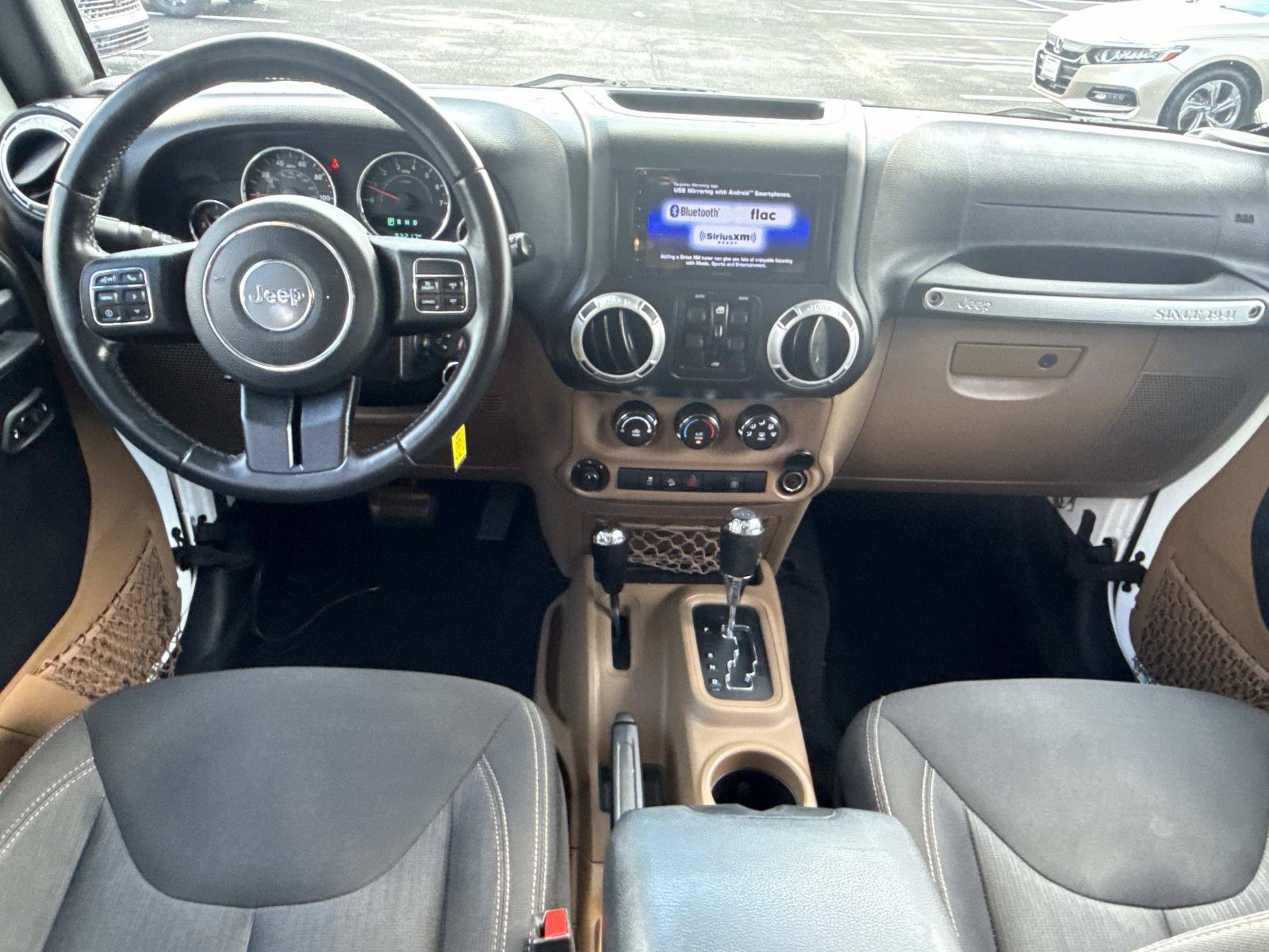 Used 2016 Jeep Wrangler Unlimited Sahara w/ Connectivity Group AWD/4WD image 2