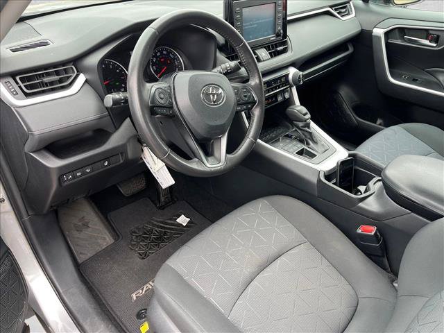 Certified 2021 Toyota RAV4 XLE w/ XLE Grade Weather Package AWD/4WD image 9