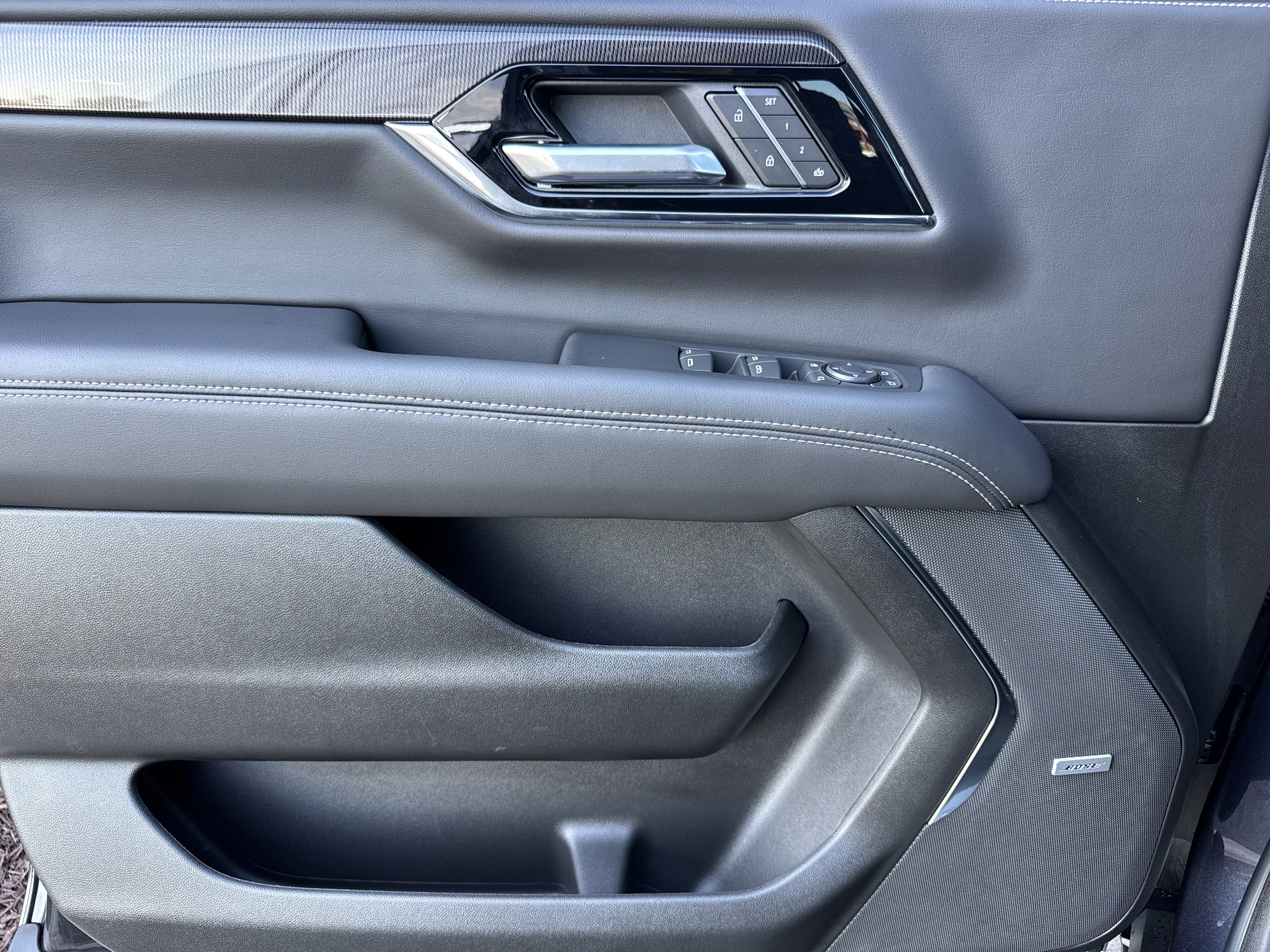 Used 2026 GMC Yukon XL Elevation w/ Elevation Premium Package image 14