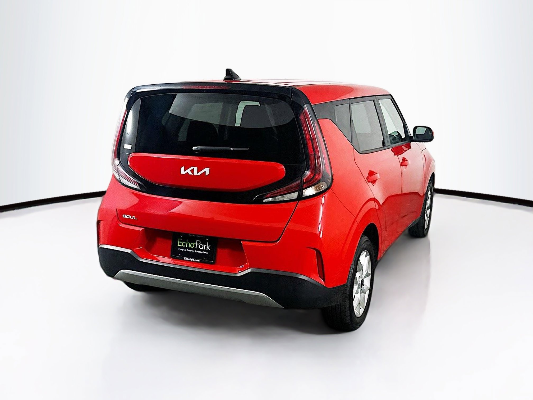 Used 2025 Kia Soul LX w/ LX Technology Package image 9