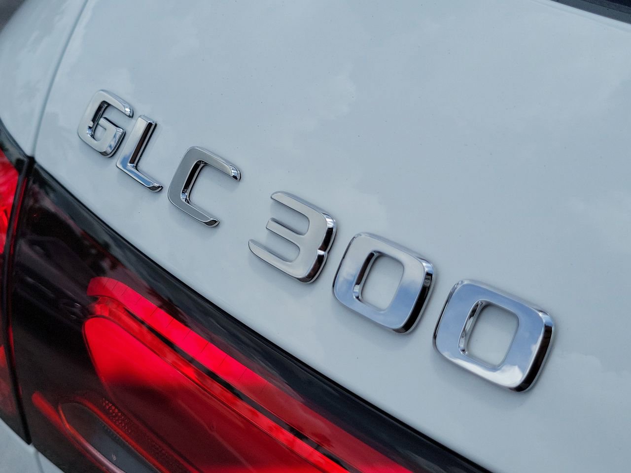 New 2026 Mercedes-Benz GLC 300 image 8
