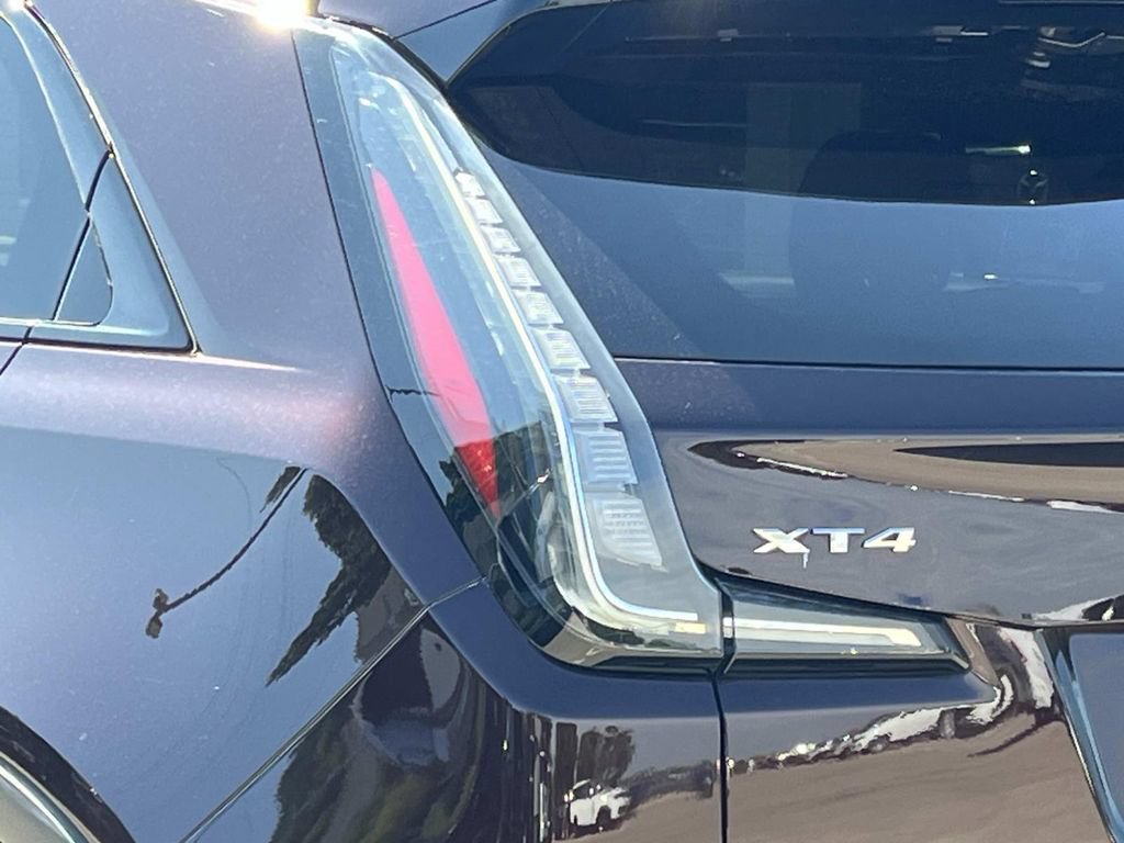 Used 2020 Cadillac XT4 Sport w/ Cold Weather Package FWD image 10