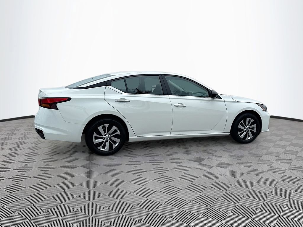 Used 2025 Nissan Altima 2.5 S image 5